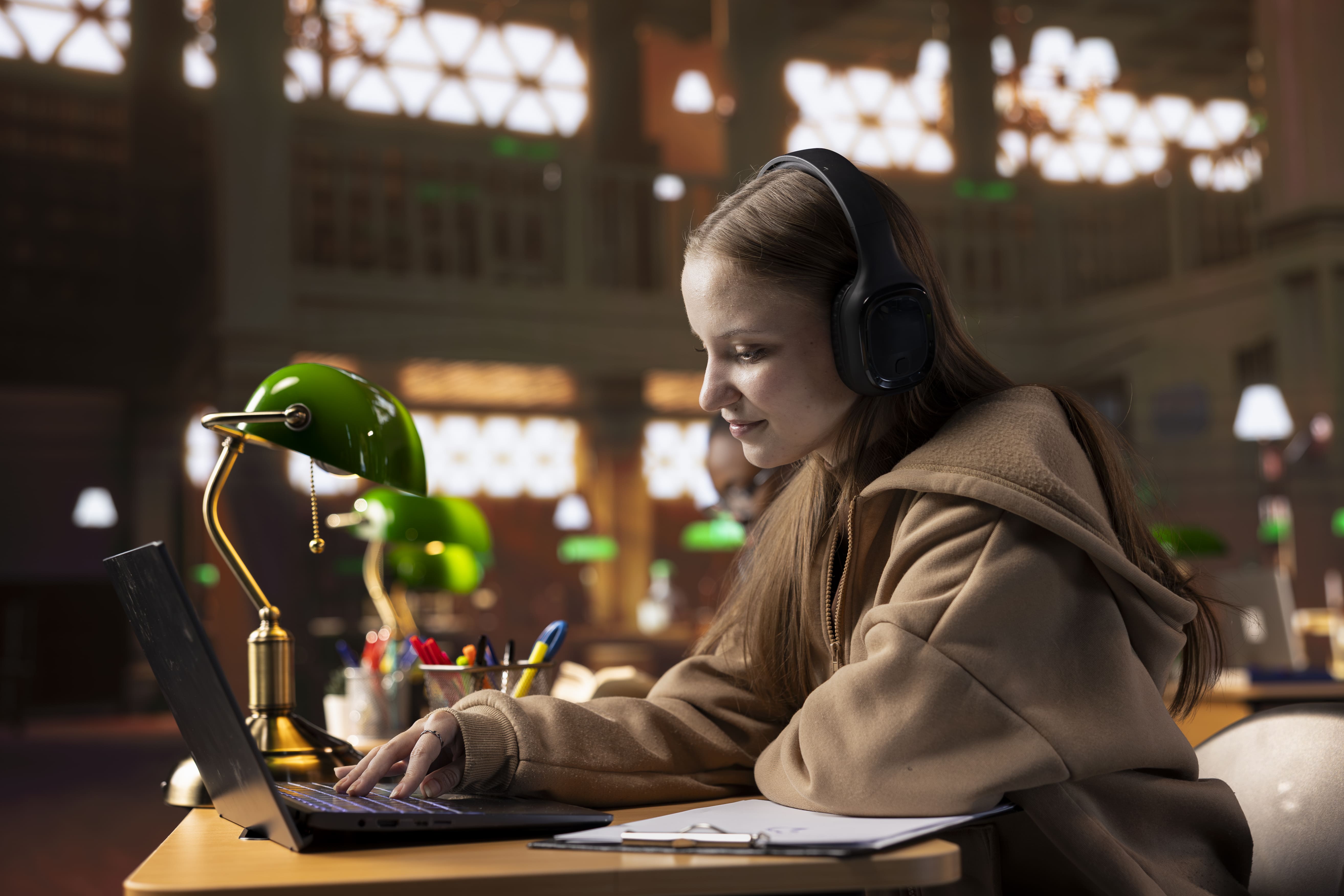 How to Cut 15+ Hours a Week on Reporting: 2026 Automation Hacks